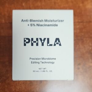 Skincare Solution for Acne and Dark Spots